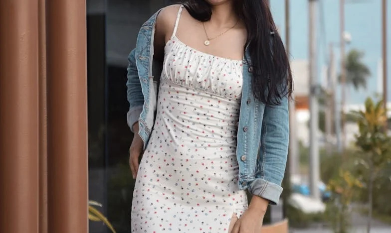 „Dacă nu mă ajutați, vând tot și mă duc la azil!” – Povestea unei mame uitate