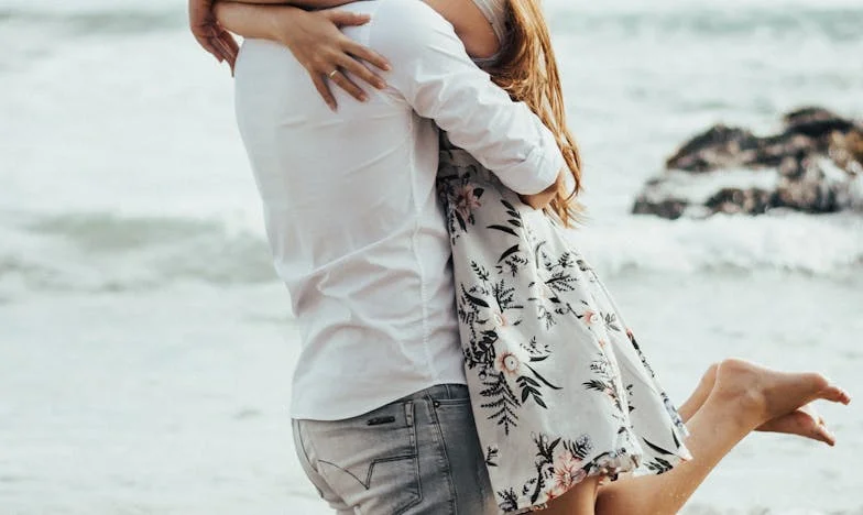 Între două lumi: Povestea unei trădări asumate