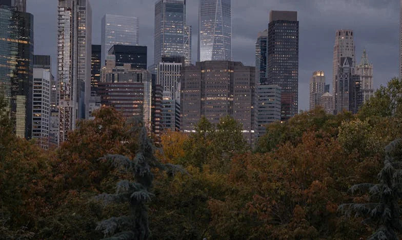 Între sat și oraș: Povestea mea și a Ilincăi