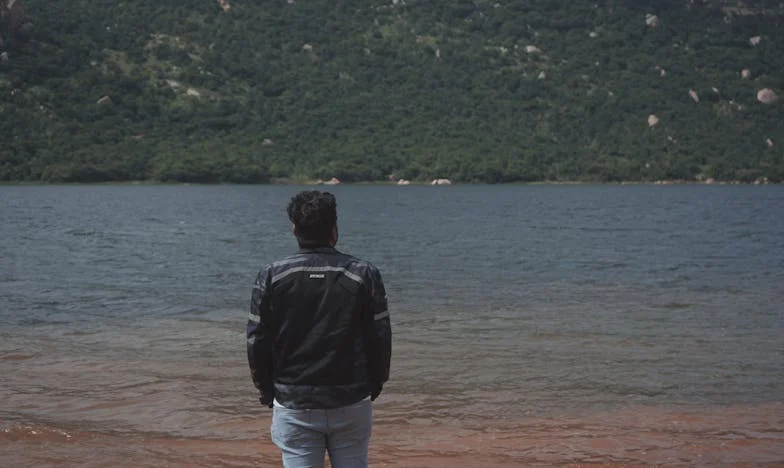 O mamă între ruine: Povestea Mariei despre iertare și renaștere