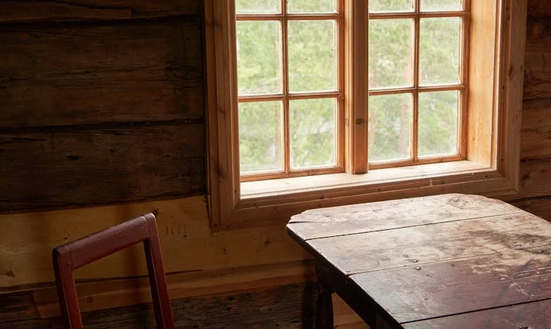 Când am intrat pe ușă fără să anunț: clipa care mi-a schimbat viața