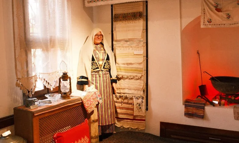 Când teama îți bate la ușă: Povestea unei schimbări de locuință și a unei trădări de familie