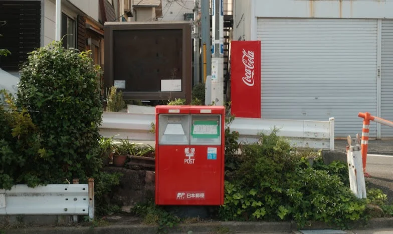 Nora care a răsturnat lumea noastră: Când tradiția se ciocnește cu modernitatea