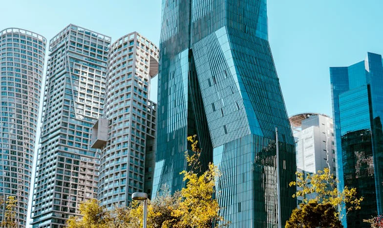 „Nu vezi că mama ta nu-l iubește pe fiul nostru?”: Ani de comparații până la limita răbdării