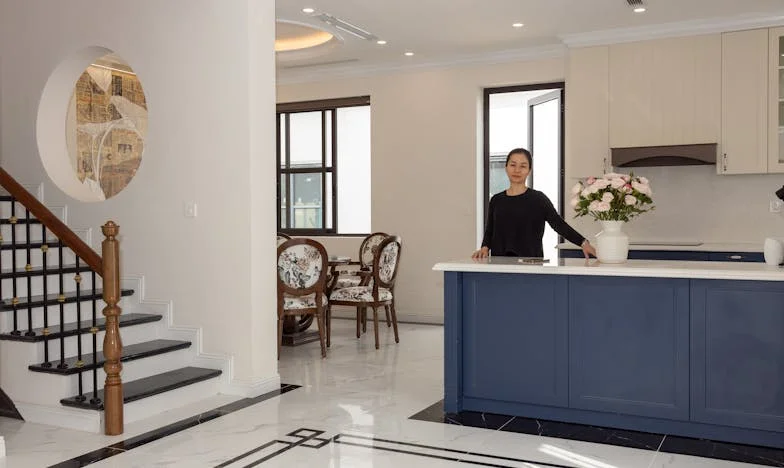 Sub același acoperiș: Când maternitatea devine povară – Lupta mea pentru mine și familie