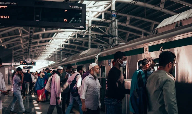 „Aici nu e pensiune!” – Cum am învățat să spun „nu” propriei familii și să-mi recâștig liniștea pe malul lacului