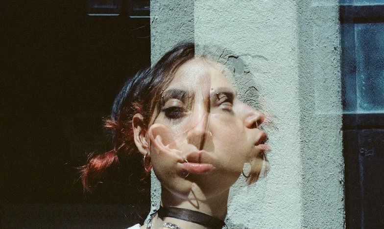 „Csomagolj, și vino imediat!” – Cum a preluat soacra mea controlul asupra vieții noastre