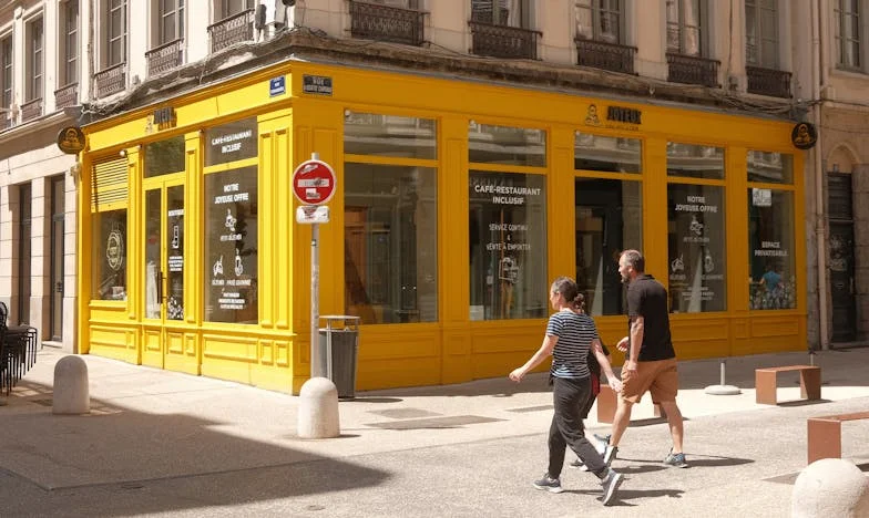 „Vreau divorț” – Cuvintele care mi-au sfâșiat viața într-o seară de toamnă