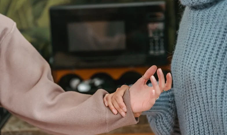 De ce mă judeci? Povestea Anei, femeia care nu vrea copii într-o lume care nu o înțelege