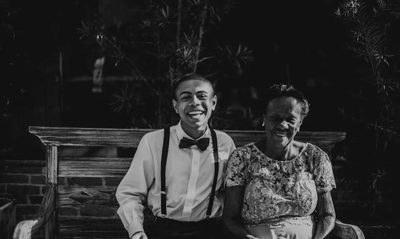 Dincolo de Ușile Închise: Când Mama Îți Ia Moștenirea