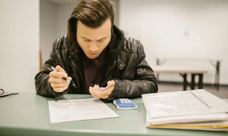 Între Dragoste și Economii: Povestea Mea cu Ella