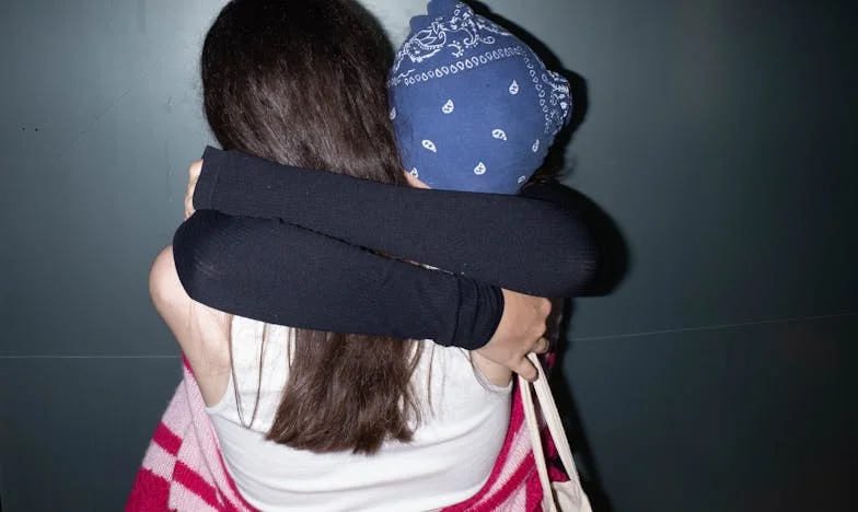 „Sunt doar un bancomat?” – Povestea mea despre sacrificiu, dor și regăsire după ani de muncă în străinătate