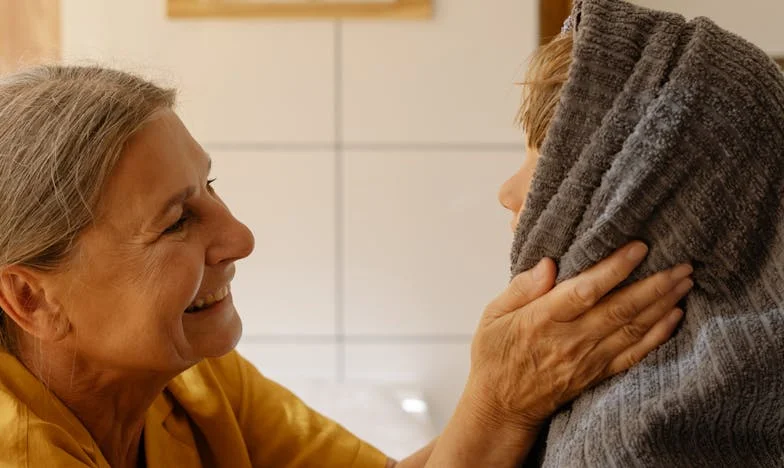 Umbra așteptărilor: Povestea unei mame între vină și neputință