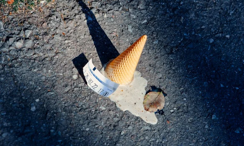 Unde am greșit cu fiul meu? Povestea unei mame care nu mai recunoaște valorile familiei