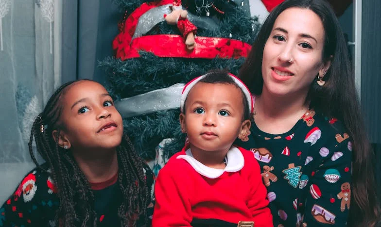 „De ce nu mă mai caută fiul meu? Povestea unei mame care simte că nu mai are loc în viața copiilor săi”