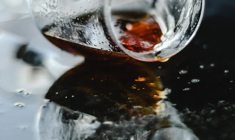 Forțată să mă mărit cu un milionar rece: Adevărul despre trecutul meu a distrus tot ce știam