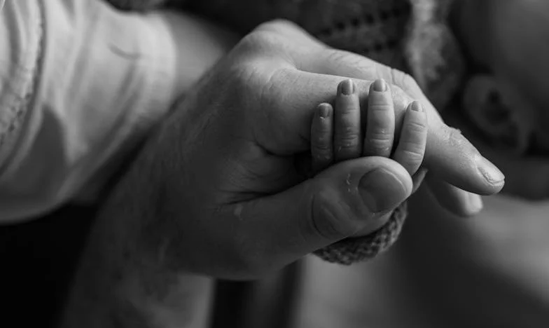 Între iubire și limite: Cum am învățat să-mi las fiul să-și trăiască viața