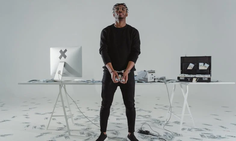 Umbra neîncrederii: Povestea unei familii la răscruce