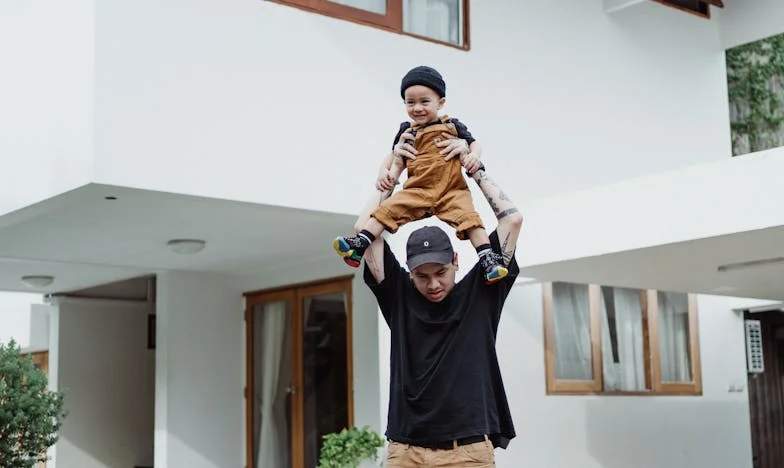 Am dat afară soțul și socrii din casă. Nu regret nicio clipă — viața mea a început din nou