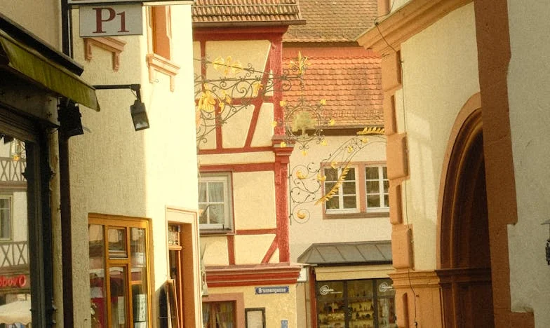 „Dones copiii, dar portofelul să nu-l uiți”: Vara când familia mea s-a clătinat sub greutatea banilor și a tăcerilor