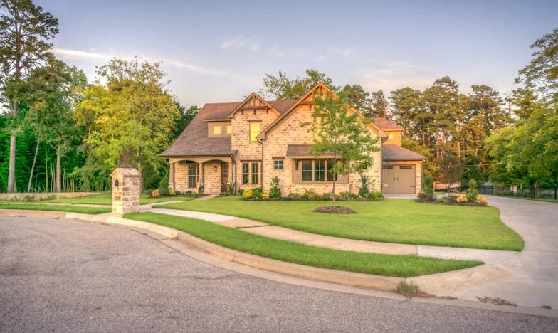 Fiica mea și petrecerea secretă: când banii și familia nu mai încap la aceeași masă