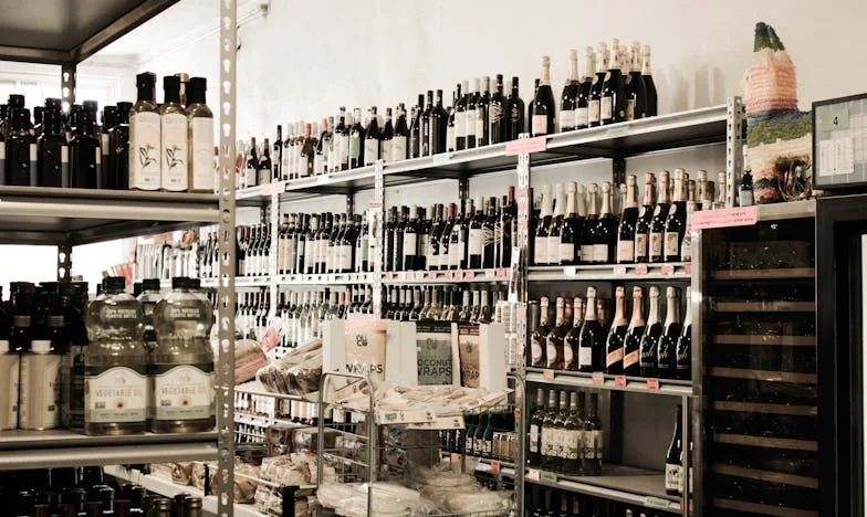 „Ridică-te și fă-mi o cafea!” – Cum mi-a distrus cumnatul weekendul de familie și de ce nu pot să-l iert pe soțul meu