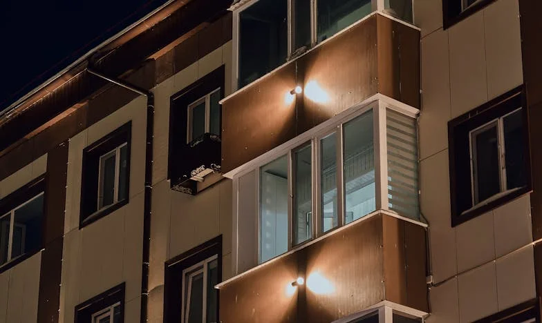 Trădarea de dincolo de gard: Povestea încrederii pierdute într-un sat românesc