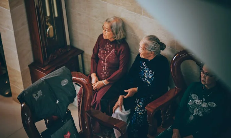 „Am Refuzat Să Mai Fiu La Dispoziția Mamei Mele”: Acum Încerc Să Mă Regăsesc