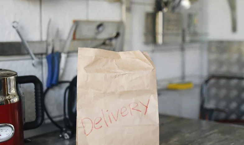 În Miez de Noapte, Nora Mea a Bătut la Ușă: Secretele Familiei Care Ne-au Despărțit și Ne-au Reunit