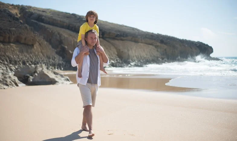 Inimi între două lumi: Dragostea mea, povara trecutului