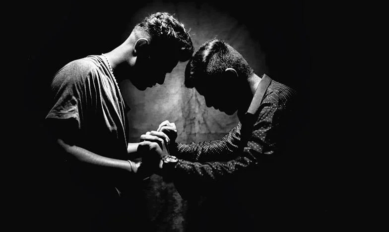 M-am trezit din comă și mi-am auzit fiul plănuind să mă ducă la azil – chiar asta merit după o viață de sacrificii?