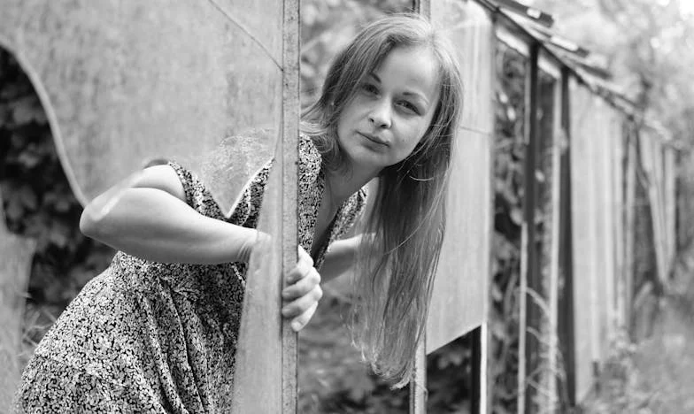 Soțul meu își ducea mereu copiii la mama lui. Într-o zi, fiica mea mi-a spus ceva ce mi-a sfâșiat sufletul…