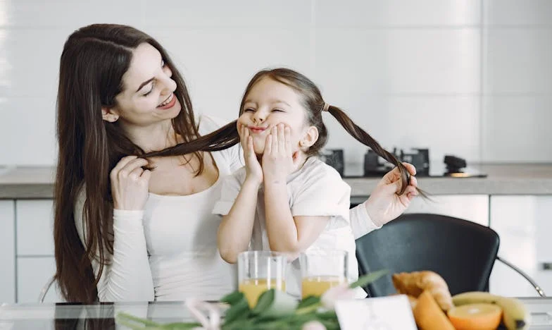 Tăcerea cinei de duminică: Când familia se destramă la masă