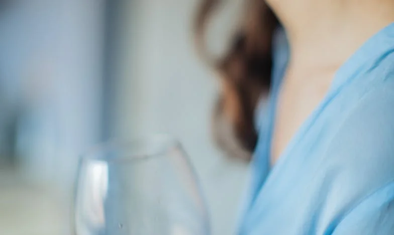Ήμουν Πραγματικά Πάντα η Κακιά Πεθερά; Μια Εξομολόγηση Πόνου και Ελπίδας