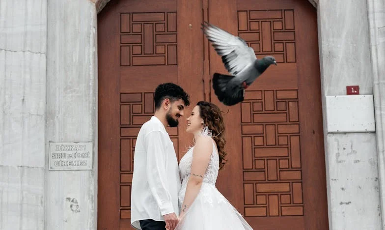 Διάλεξα τον εαυτό μου, εσύ διάλεξες άλλες κάλτσες – Η ιστορία μιας Ελληνίδας για την αυτοεκτίμηση, την οικογένεια και τις αποφάσεις