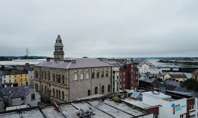 Myszki w Mocy Przyjaźni – Historia Marysi i Moja Własna Odbita w Jej Oczach