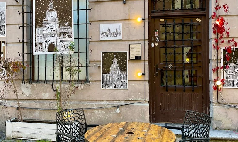 "Nie chcę być tylko synową: historia o tym, jak teściowa prawie zniszczyła moje małżeństwo"