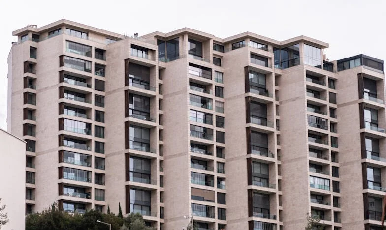 Między Młotem a Kowadłem: Moja Bolesna Walka o Miłość i Akceptację w Rodzinie