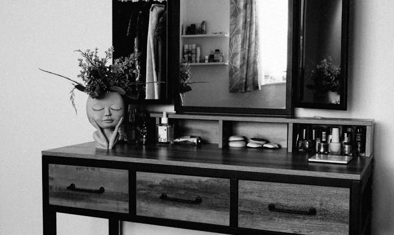 Nasz dom, ale nie nasz: Historia rodziny, domu i zdrady