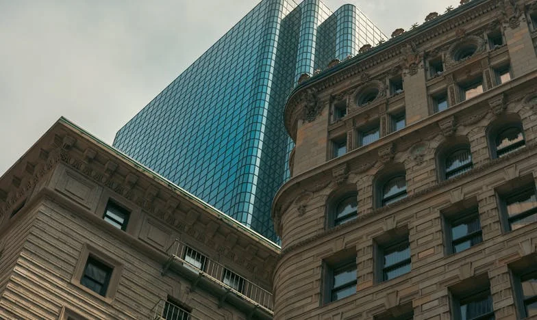 Podzielona rodzina: Dzień, w którym zamknąłem drzwi przed własną matką – historia, która zmieniła całe moje życie