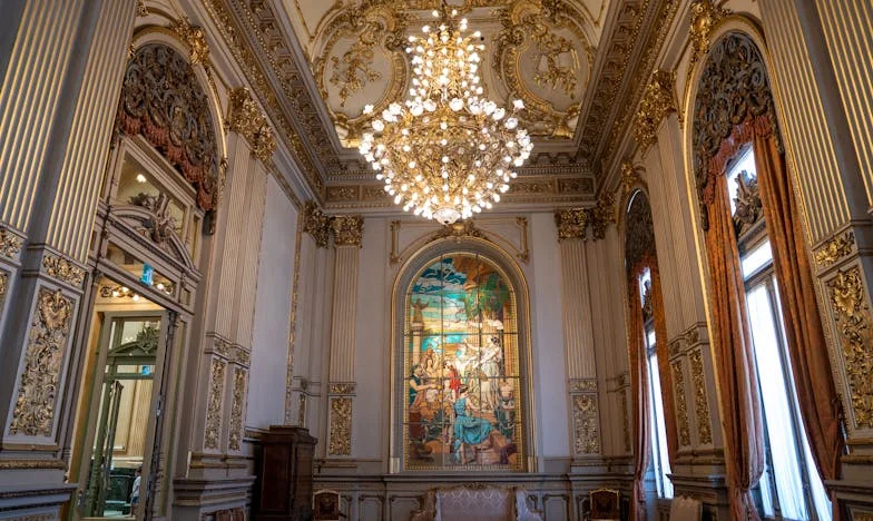 Ostatni wybór na rozdrożu: Czy pieniądze są warte rozbicia rodziny? Moja walka o dom, który miał być na zawsze