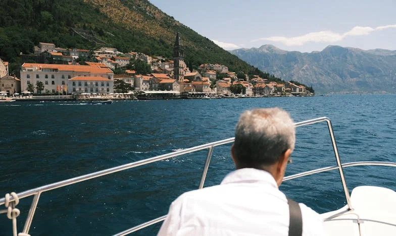 Po 25 latach zostawił mnie dla innej – a ja odnalazłam siebie (i miłość) tam, gdzie się nie spodziewałam
