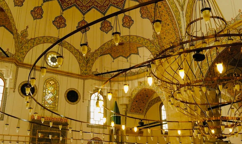 Przyjaciółka czy wróg? Historia zdrady i samotności na warszawskim osiedlu