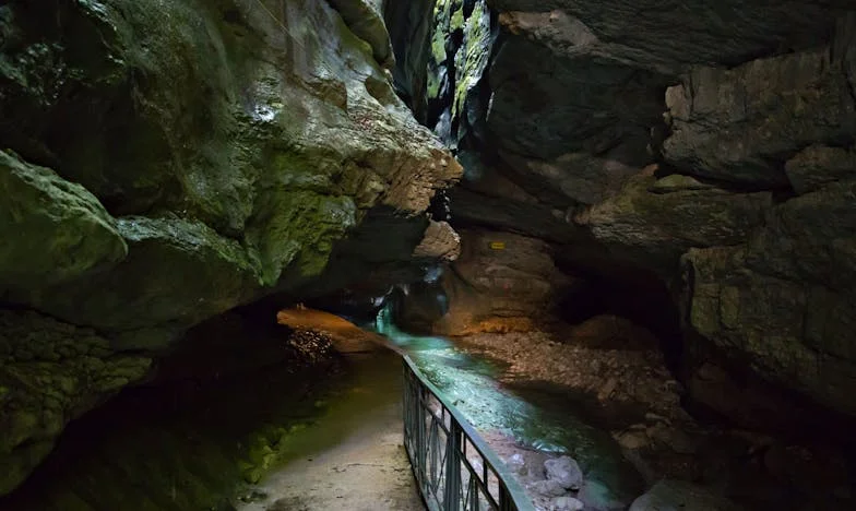 Zakochałam się po sześćdziesiątce. Moja córka mówi, że się mnie wstydzi. Czy naprawdę miłość ma wiek?