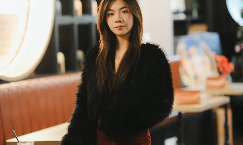 Cień z szuflady: Tajemnica, która rozdarła moją rodzinę