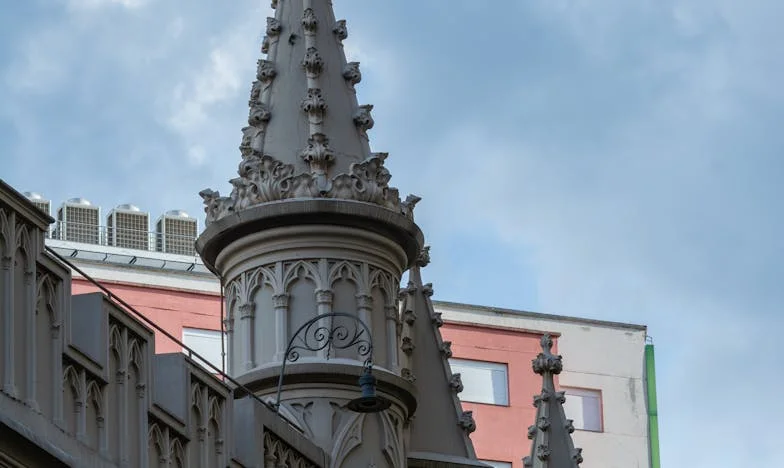 Kiedy teściowa zdecydowała za mnie: historia o głosie, którego nikt nie słyszał