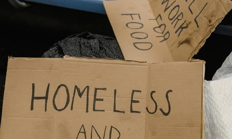 Czerwone Adidasy – Historia Szymona z Pragi