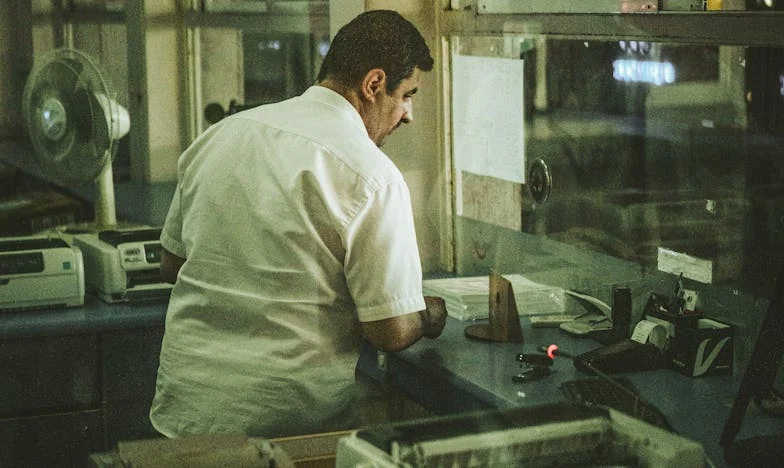 Nie ma kołyski, nie ma przewijaka, nawet butelki – Mój powrót do domu w chaosie