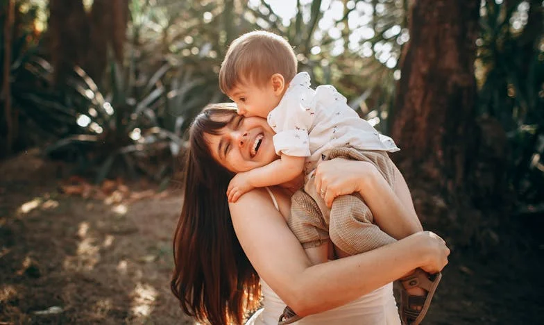 Odesłałem żonę do pracy, a teraz sam wychowuję naszego syna – czy to była słuszna decyzja?