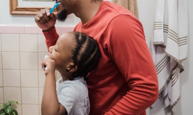 Matka mojego męża przejmuje kontrolę nad moim życiem – czy to jeszcze rodzina, czy już wojna?